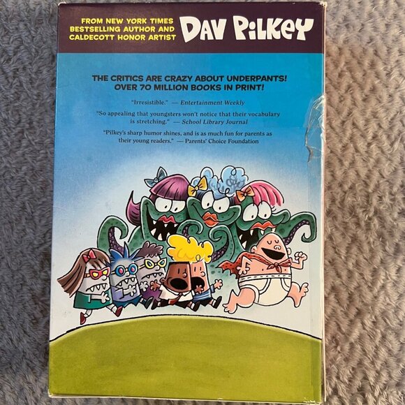 The Captain Underpants Collection In Full Color Book Set By Dav Pilkey - Picture 5 of 6